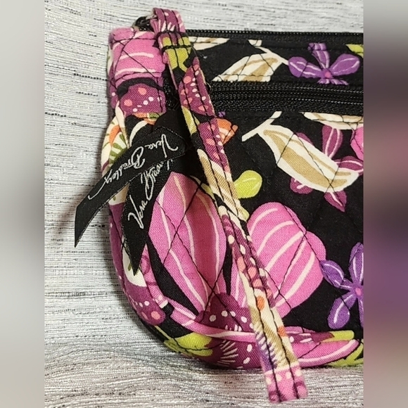 Vera Bradley Wristlet Pirouette Pattern New without Tags - Picture 4 of 4